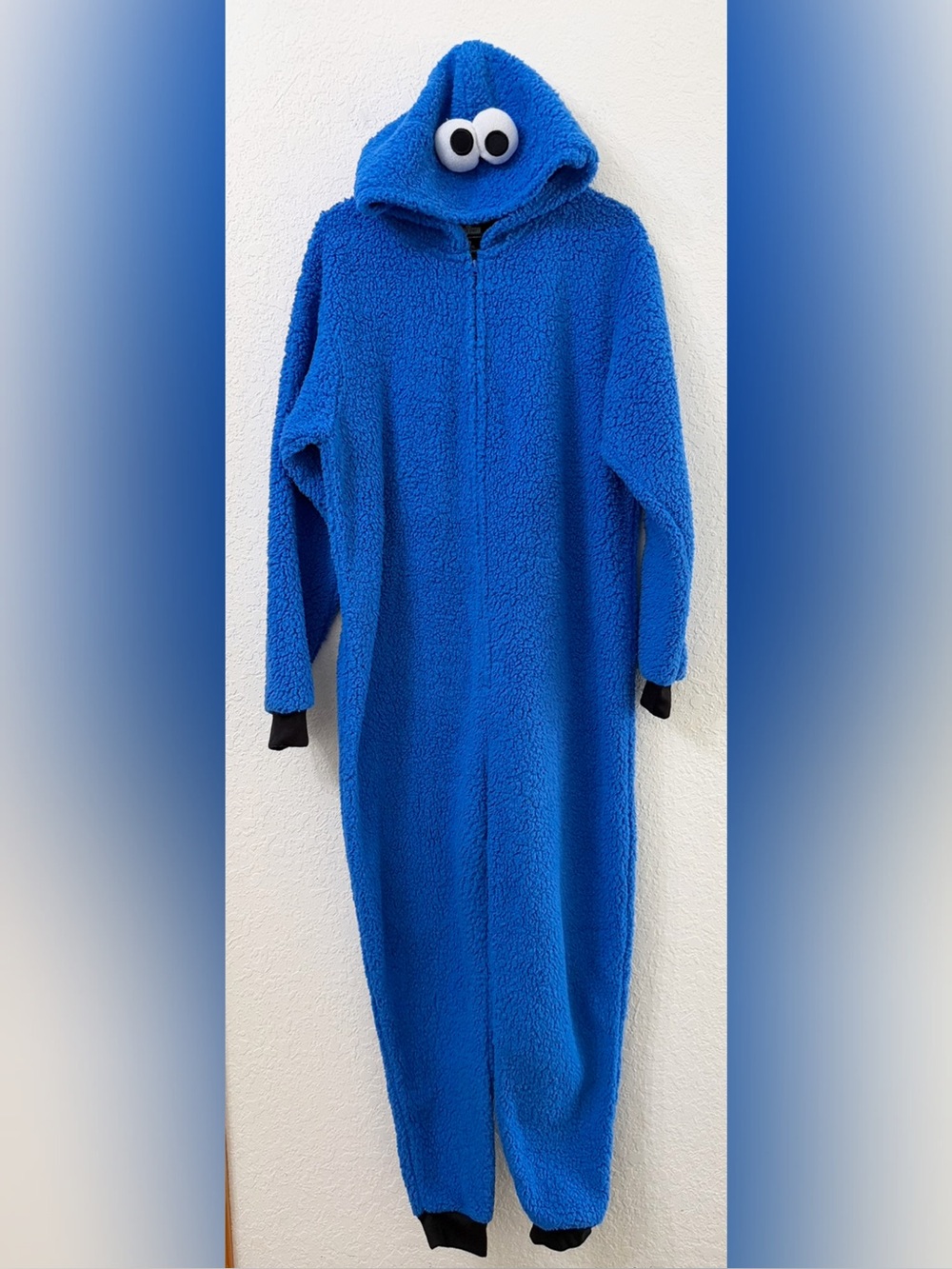 Sesame Street Adult Cookie Monster Onesie Costume Size M